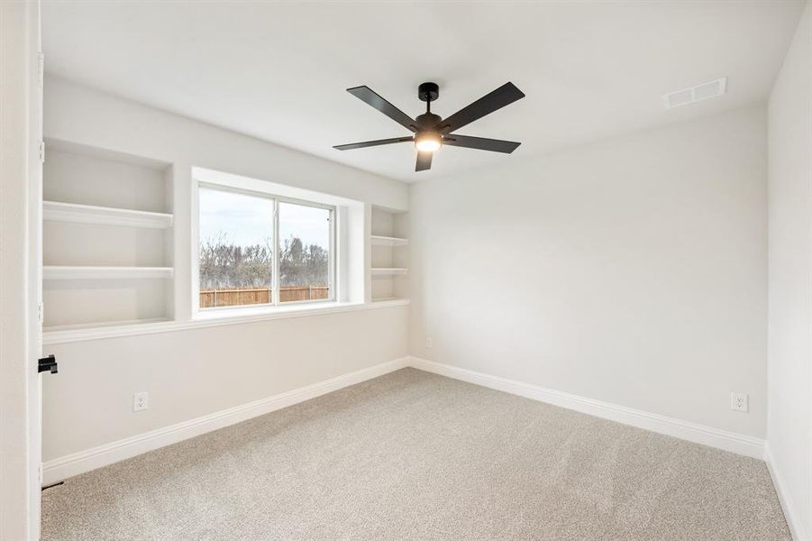 Spacious, unfurnished interior of a new home in Waverly Estates, Nevada (Image 29).