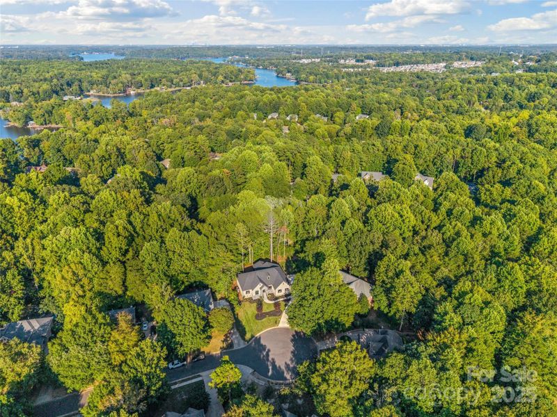 Image 40 of a home in .