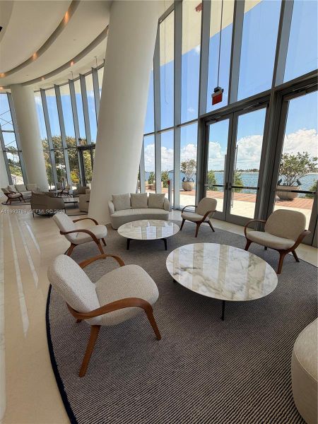 Community amenities in , Miami (Image 9). Community amenities in , Miami (Image 9).