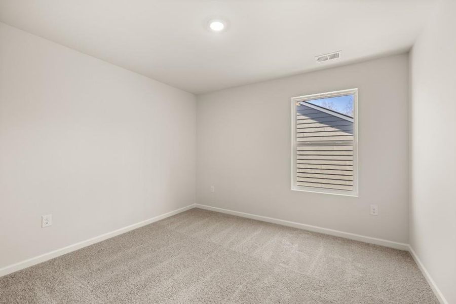 Spacious, unfurnished interior of a new home in Oconee Overlook, Gainesville (Image 43). Spacious, unfurnished interior of a new home in Oconee Overlook, Gainesville (Image 43).