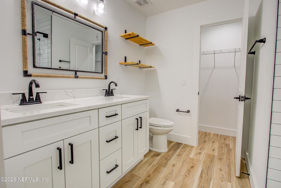 Furnished interior view inside a new home in , St. Augustine (Image 12).