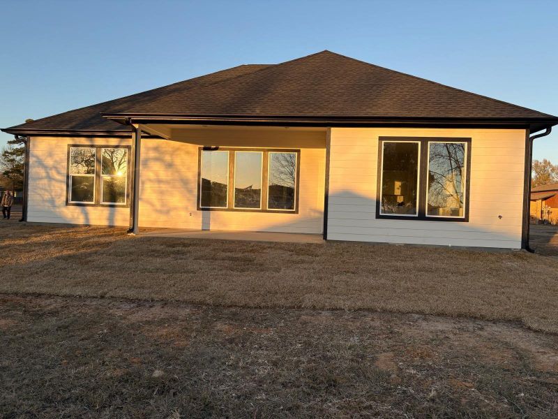 Exterior details and patio area of a home in , Livingston (Image 4).