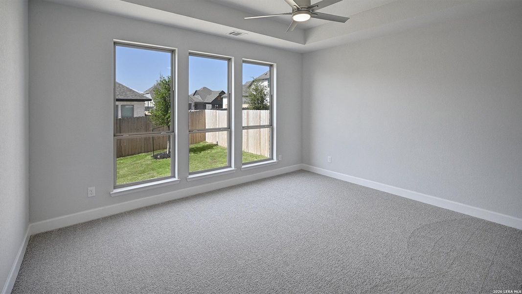 Spacious, unfurnished interior of a new home in Corley Farms, Boerne (Image 24).
