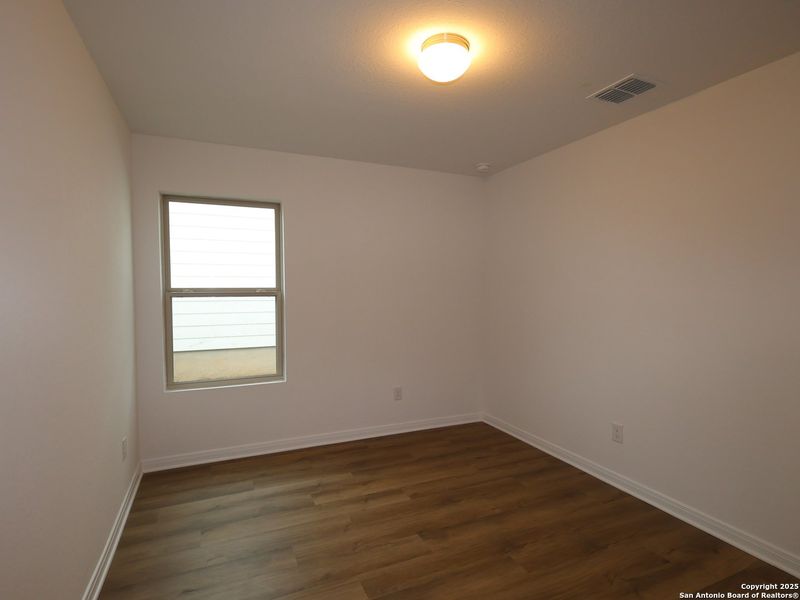 Spacious, unfurnished interior of a new home in Paloma Park, Converse (Image 15).