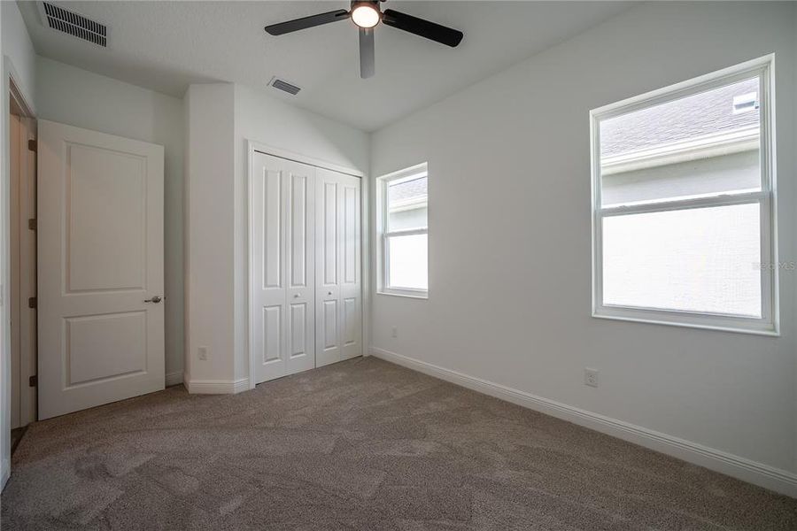Spacious, unfurnished interior of a new home in , Ocala (Image 24).