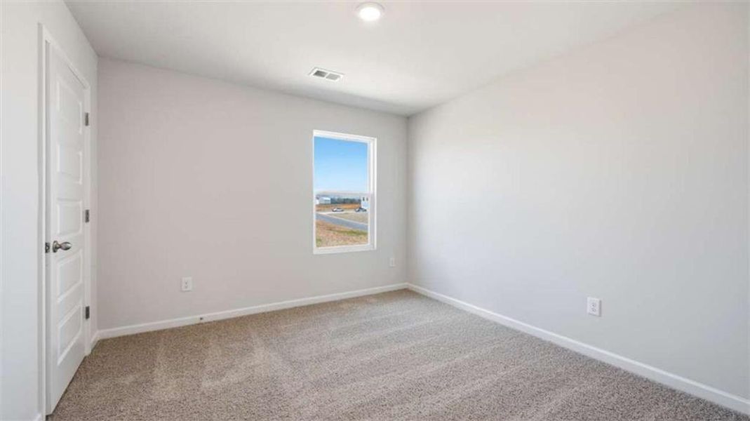 Spacious, unfurnished interior of a new home in Poplar Preserve, Newnan (Image 19). Spacious, unfurnished interior of a new home in Poplar Preserve, Newnan (Image 19).