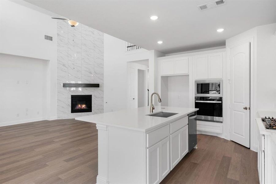 DAL_Hillside Village_ Mineola_608 Limerick Lane (11)