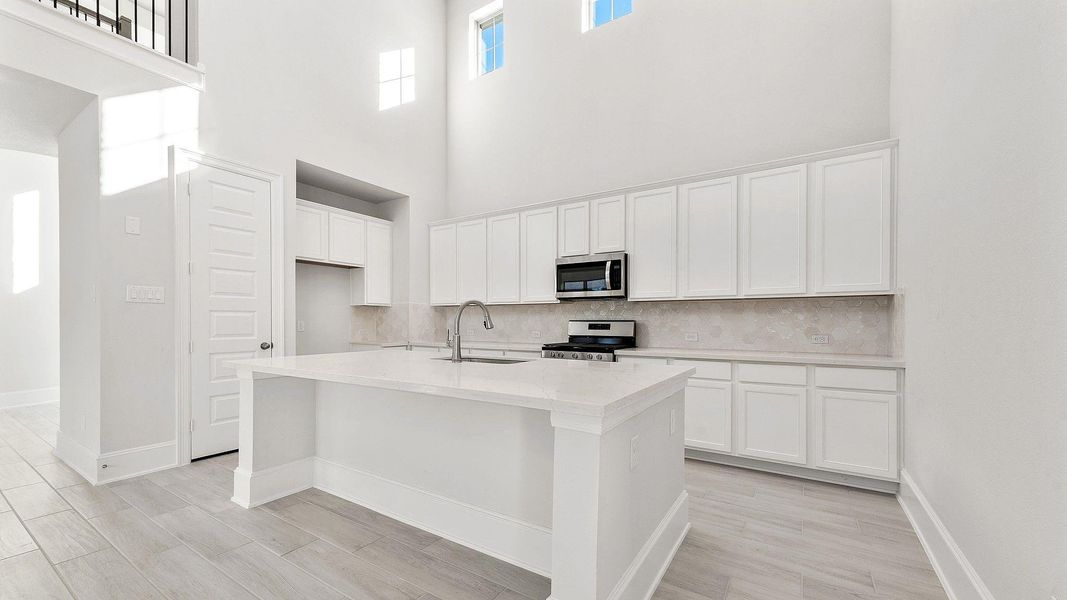 Furnished interior view inside a new home in Candela, Richmond (Image 9).