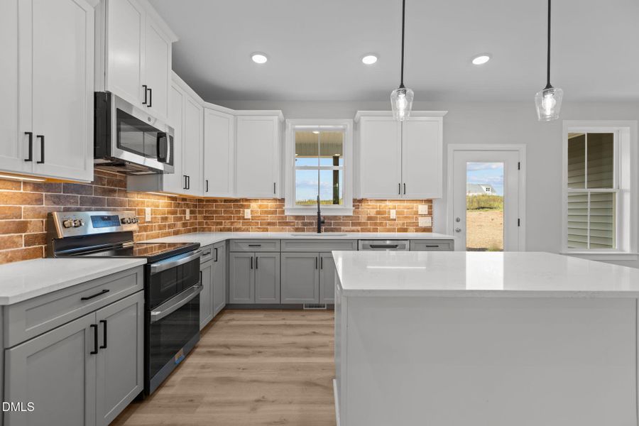 27-web-or-mls-2N6A7862 27-web-or-mls-2N6A7862