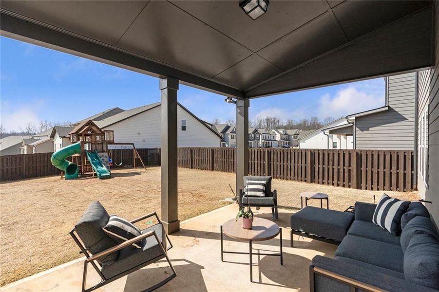 Exterior details and patio area of a home in , Gainesville (Image 3).
