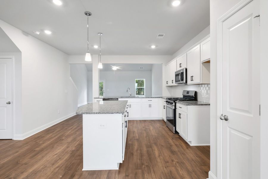 3br New Home in Conway, SC. - Slide 21 3br New Home in Conway, SC. - Slide 21