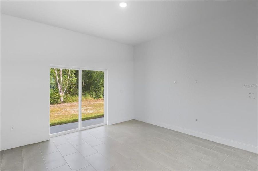Spacious, unfurnished interior of a new home in , Dunnellon (Image 23). Spacious, unfurnished interior of a new home in , Dunnellon (Image 23).