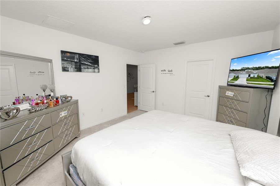 Furnished interior view inside a new home in Ironwood, Lakeland (Image 22).