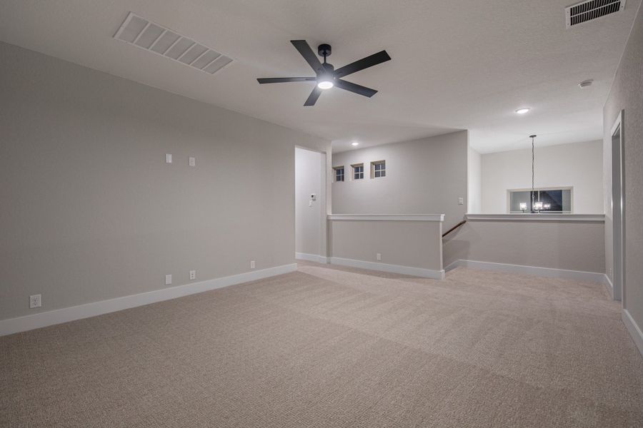 Spacious, unfurnished interior of a new home in The Reserve at Potranco Oaks, Castroville (Image 28).