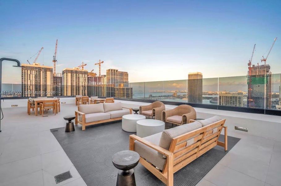 Community amenities in , Miami (Image 38).