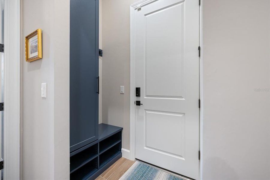 Furnished interior view inside a new home in , Englewood (Image 63).