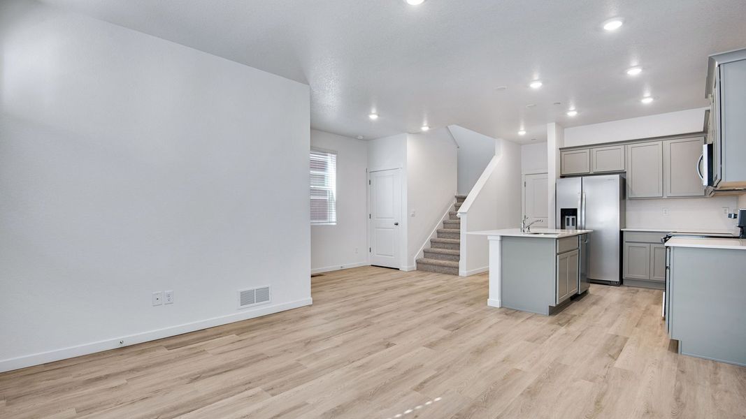 Spacious, unfurnished interior of a new home in Settlers Crossing, Commerce City (Image 10). Spacious, unfurnished interior of a new home in Settlers Crossing, Commerce City (Image 10).