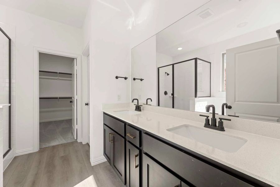Primary Bathroom Representative Photo featuring the Oxford Collection Primary Bathroom Representative Photo featuring the Oxford Collection