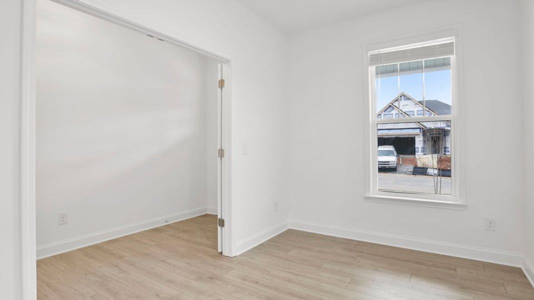 Spacious, unfurnished interior of a new home in Briargate, Fountain Inn (Image 14).