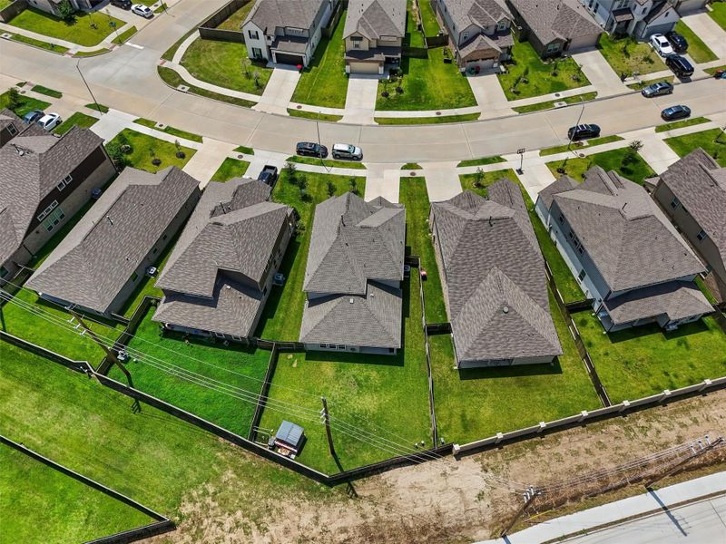 Image 12 of a home in Winfield Lakes. Image 12 of a home in Winfield Lakes.