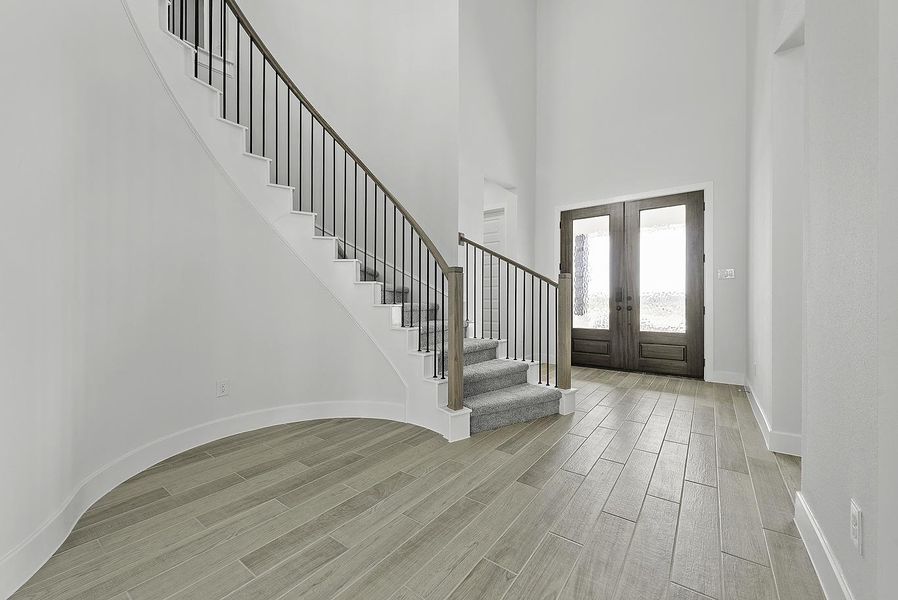 Spacious, unfurnished interior of a new home in Jubilee, Hockley (Image 18).