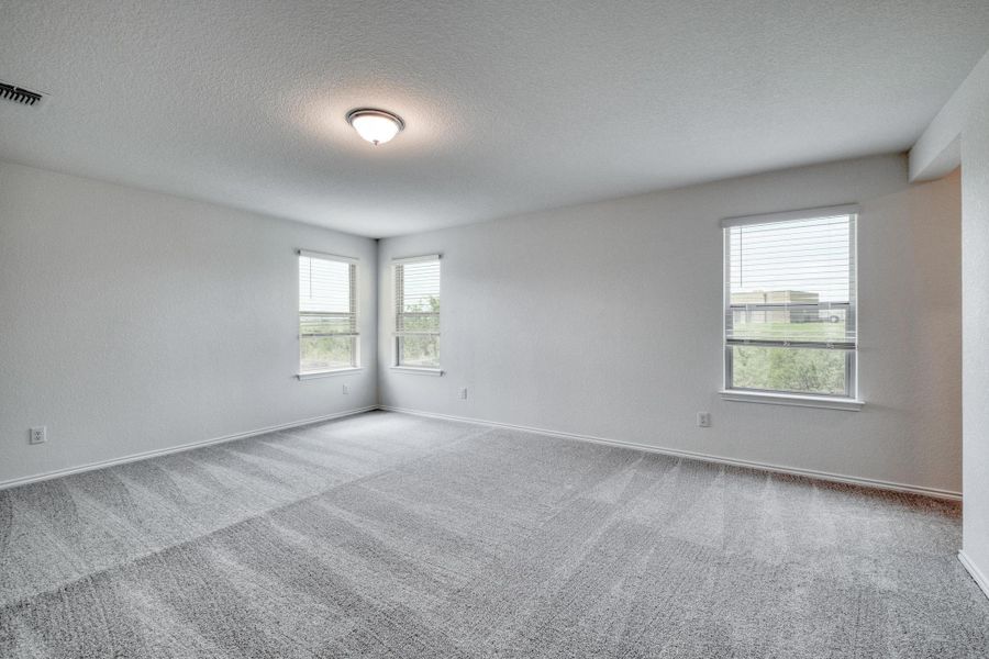 Spacious, unfurnished interior of a new home in Mustang Valley, Manor (Image 15). Spacious, unfurnished interior of a new home in Mustang Valley, Manor (Image 15).