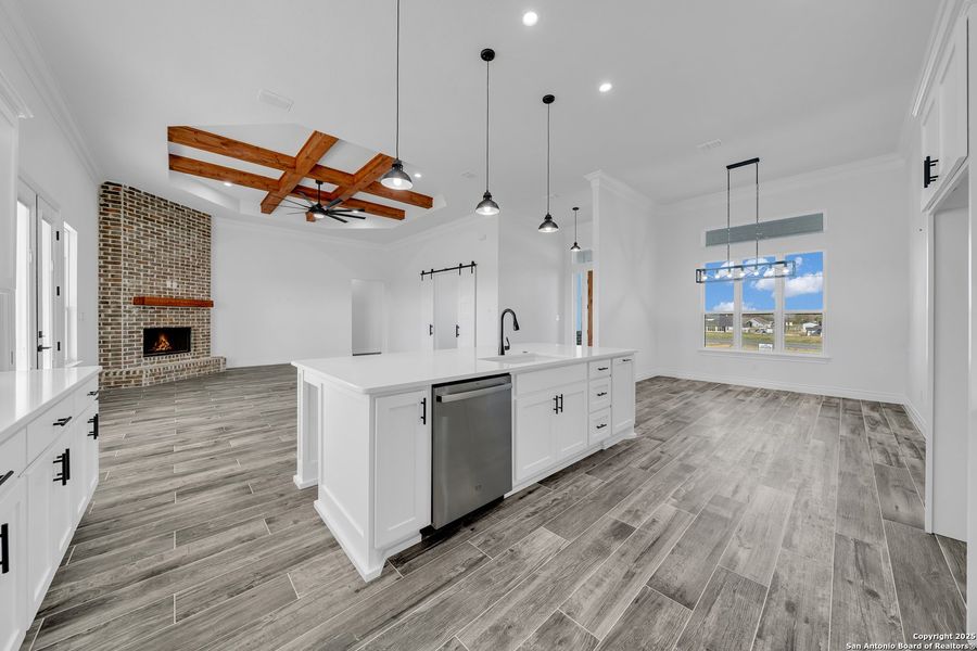 Furnished interior view inside a new home in , La Vernia (Image 11).