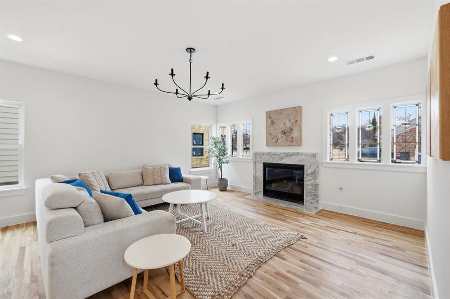 Furnished interior view inside a new home in , Dallas (Image 4).