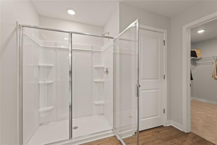 Image 23 of a home in Oak Grove Glen.