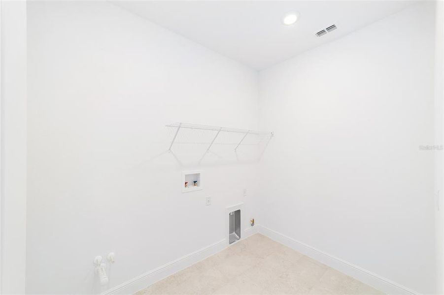 Spacious, unfurnished interior of a new home in On Top of the World Communities, Ocala (Image 39).