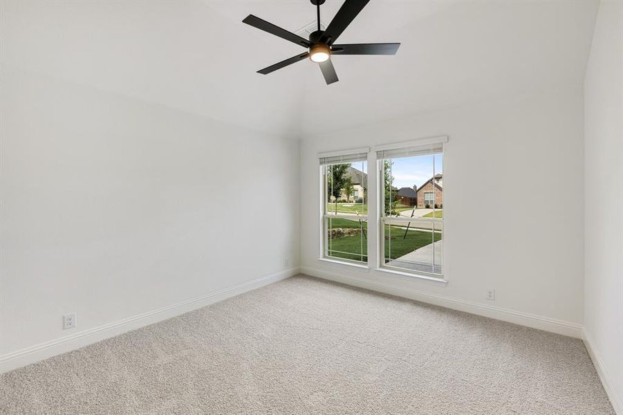 Spacious, unfurnished interior of a new home in Ridgepoint, Midlothian (Image 32).