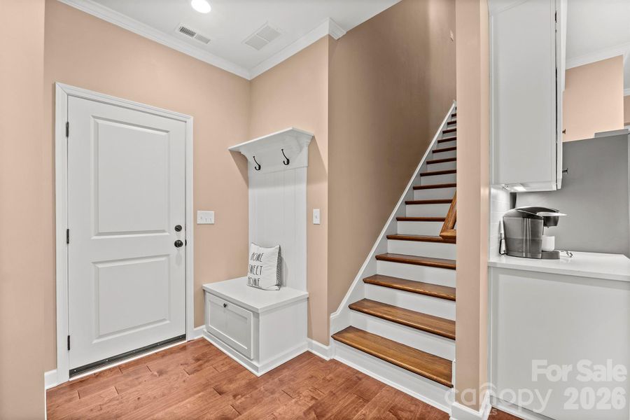 Image 47 of a home in .