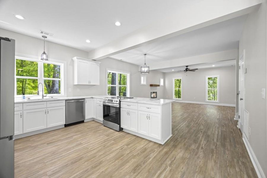 Furnished interior view inside a new home in , Lavonia (Image 16).