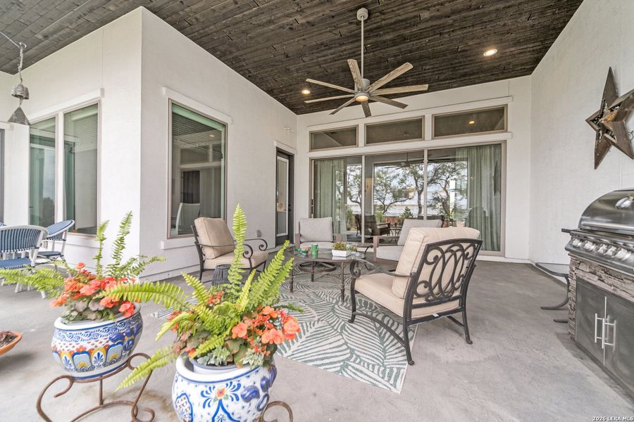 Exterior details and patio area of a home in Esperanza - 80' & 90', Boerne (Image 3).