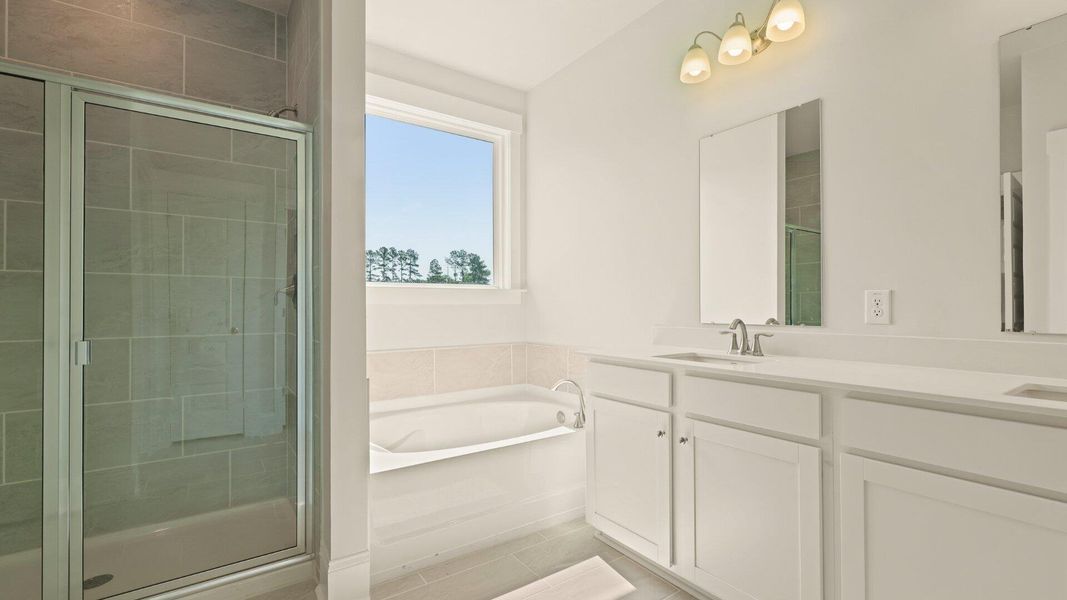 Furnished interior view inside a new home in Berkeley Bay, Ridgeville (Image 37).