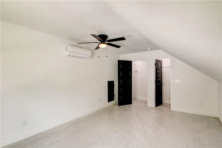 Spacious, unfurnished interior of a new home in , Villa Rica (Image 51).