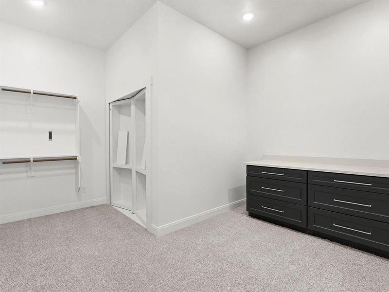 Spacious, unfurnished interior of a new home in Capitol Hill, Anna (Image 28). Spacious, unfurnished interior of a new home in Capitol Hill, Anna (Image 28).