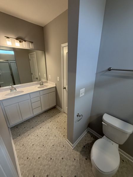 Furnished interior view inside a new home in Hobson Park, Antioch (Image 7).