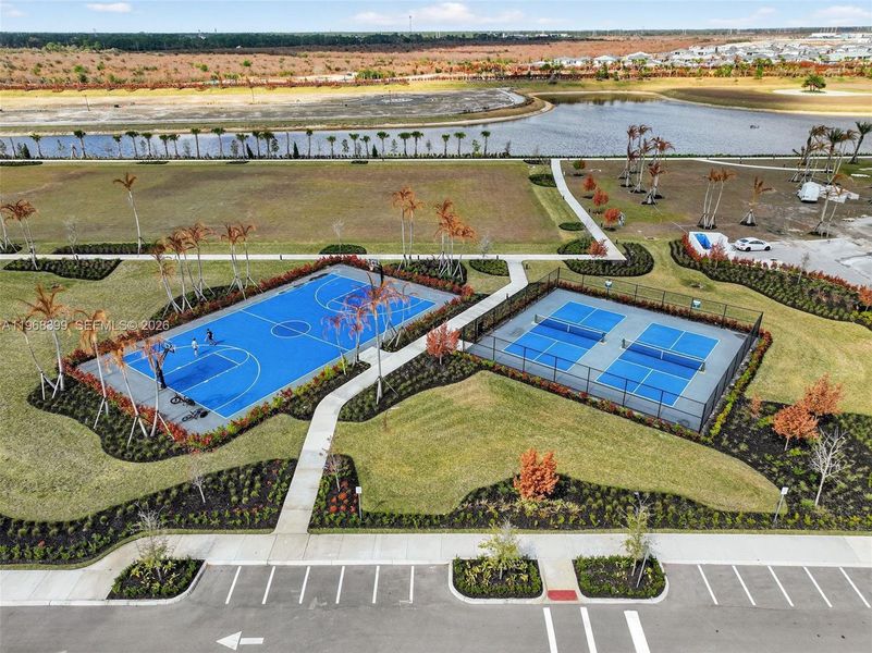 Stay active and entertained with community pickleball and basketball courts.