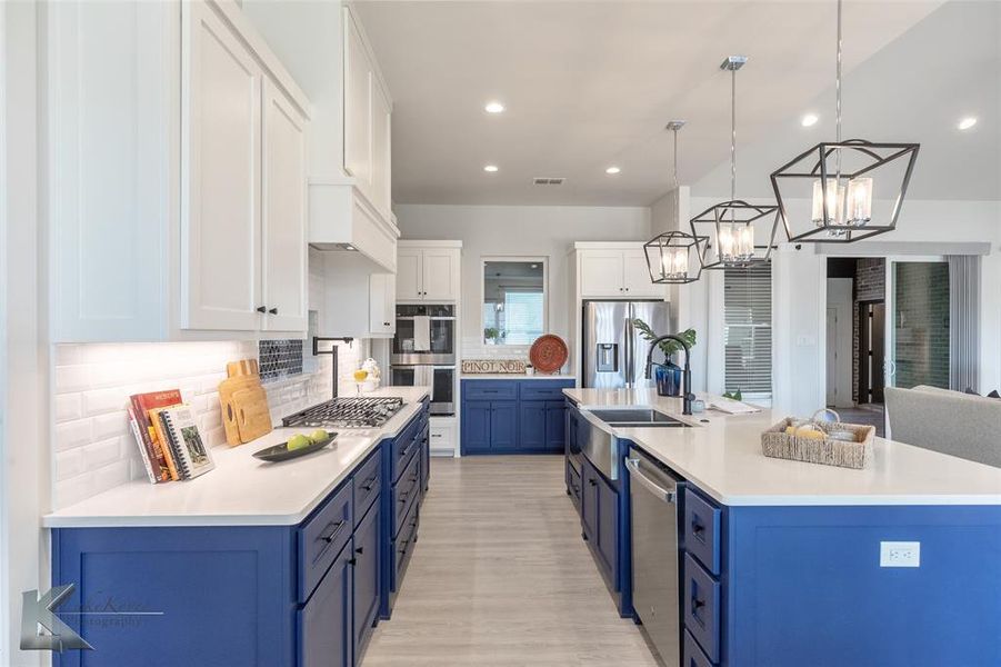 Furnished interior view inside a new home in , Abilene (Image 35).