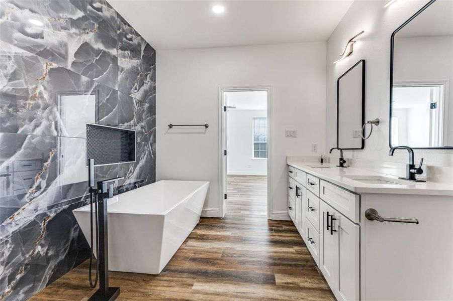 Furnished interior view inside a new home in , Fort Worth (Image 9).