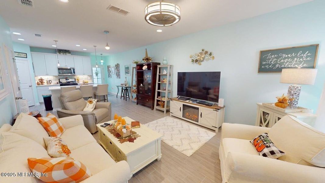 Furnished interior view inside a new home in , Jacksonville (Image 5).