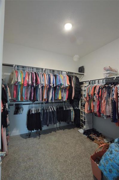 Primary bedroom has 2 large walk in closets
