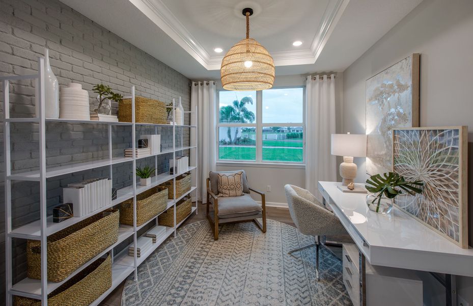 Furnished interior view inside a new home in Del Webb Oak Creek, North Fort Myers (Image 7).