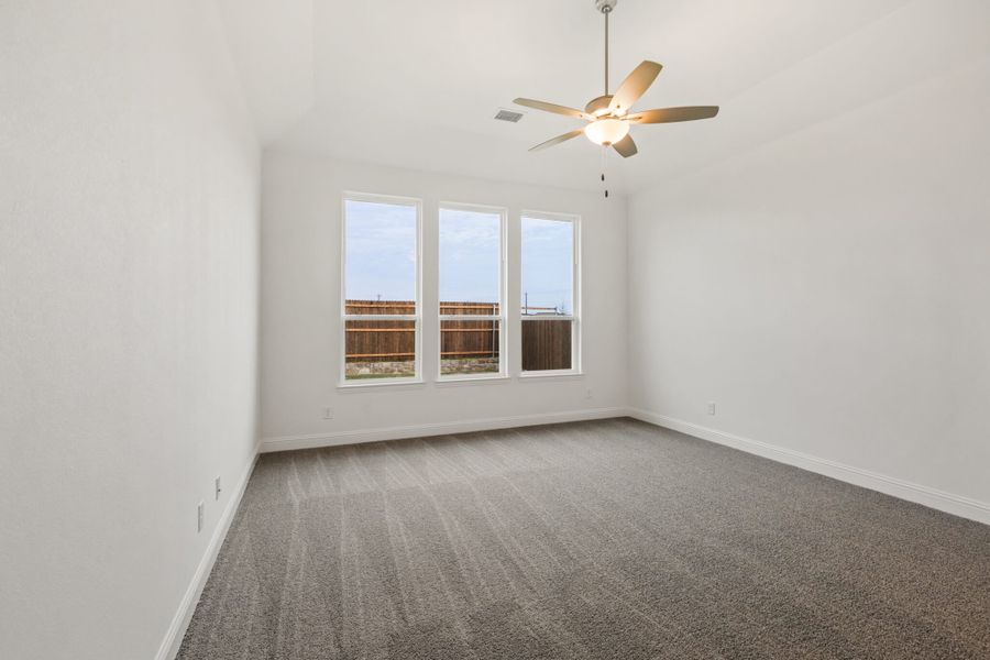 Spacious, unfurnished interior of a new home in Lake Breeze, Lavon (Image 35). Spacious, unfurnished interior of a new home in Lake Breeze, Lavon (Image 35).