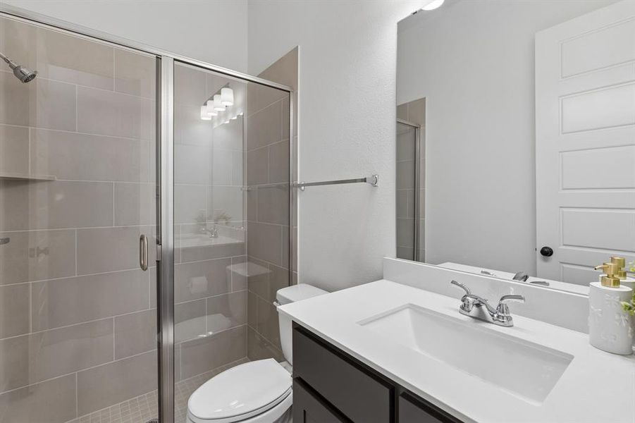 Furnished interior view inside a new home in , Lavon (Image 8).