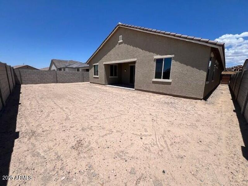 BR45 lot 207 Backyard 2