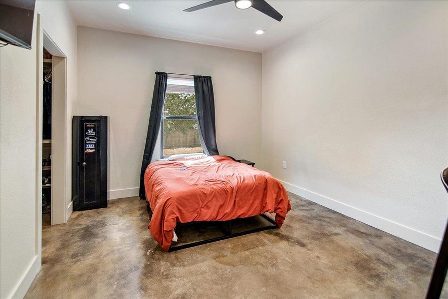 Furnished interior view inside a new home in , Kingsland (Image 8).
