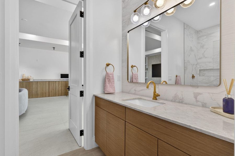 63-web-or-mls-BS1A4580