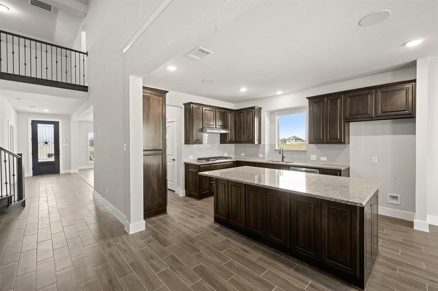 633 Ole Opry- Kitchen-1